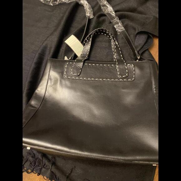 NWT Sondra Roberts Handbag or Crossbody Bag - Picture 6 of 9